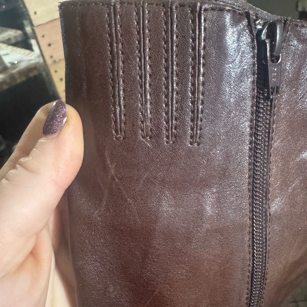 BORN Women's Brown Leather High Riding Boots Size 9.5 - Picture 6 of 7